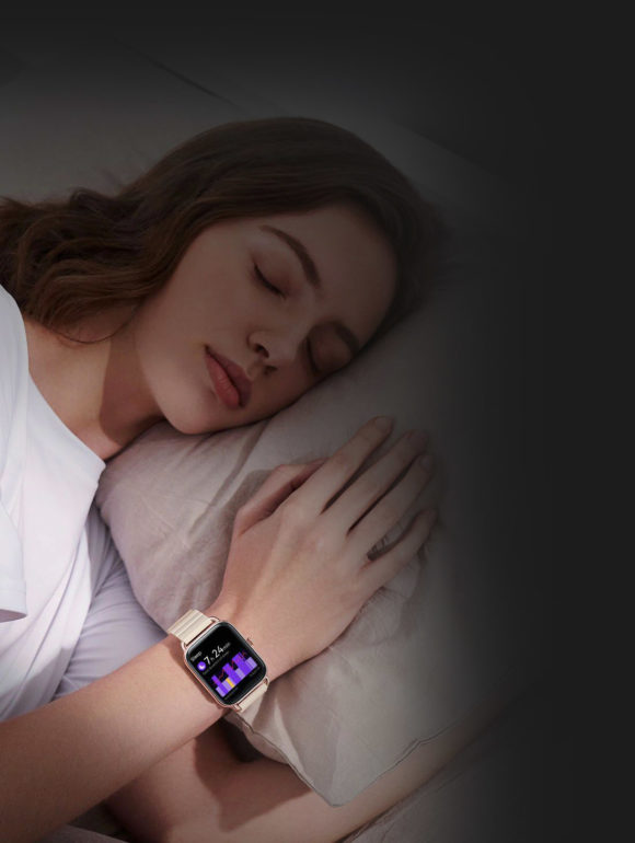 Haylou RS4 Plus на руке спящей женщины