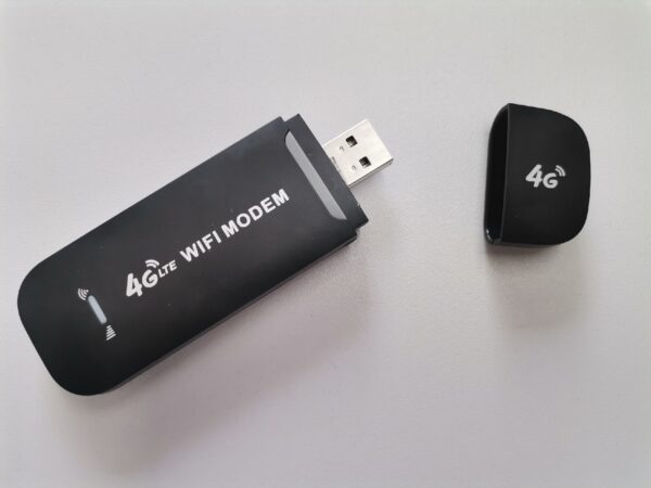 Модем LTE 4G USB Modem with Wi-Fi hotspot внешний, черный 1