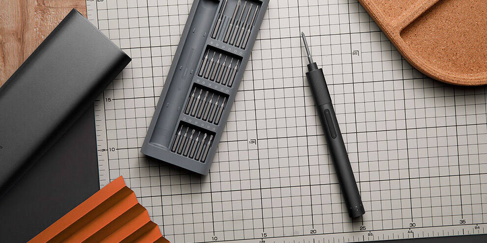 Отвертка электрическая Xiaomi Mijia Electric Precision Screwdriver 24 in1 MJDDLSD003QW (черная) 3 Отвертка электрическая Xiaomi Mijia Electric Precision Screwdriver 24 in1 MJDDLSD003QW (черная) 3