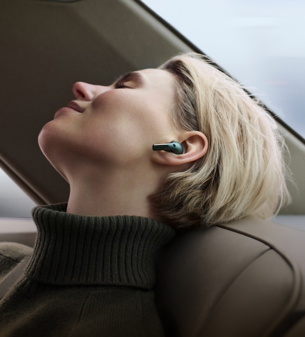 Беспроводные наушники One Plus Buds Pro 2R (E507B) White 70