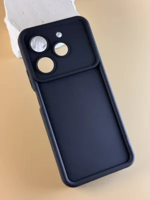 Чехол противоударный на Tecno Pova 6 Neoс защитой камеры, силиконовый, черный 1