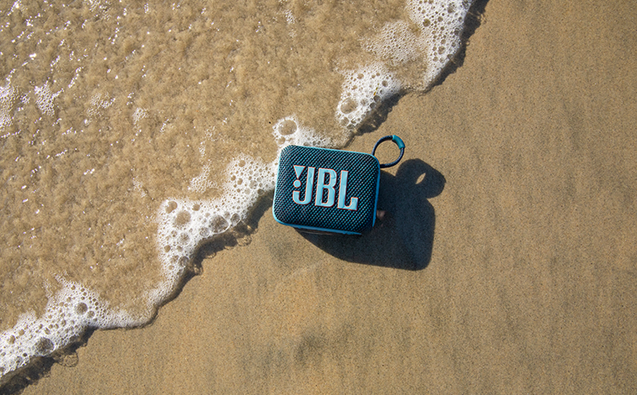 JBL Go 4: водонепроницаемый и пыленепроницаемый — изображение