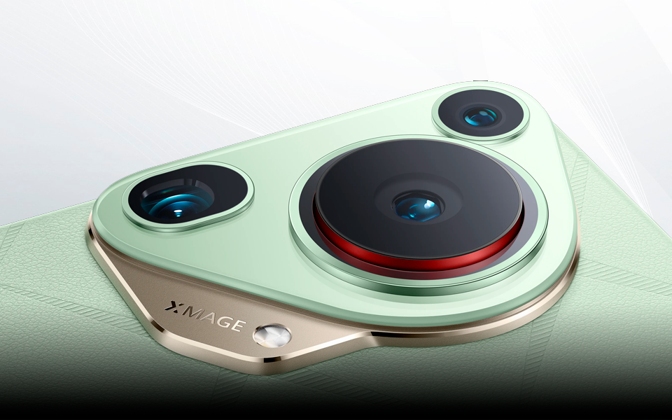 Смартфон Huawei Pura 70 Ultra 16/512Gb Black 3