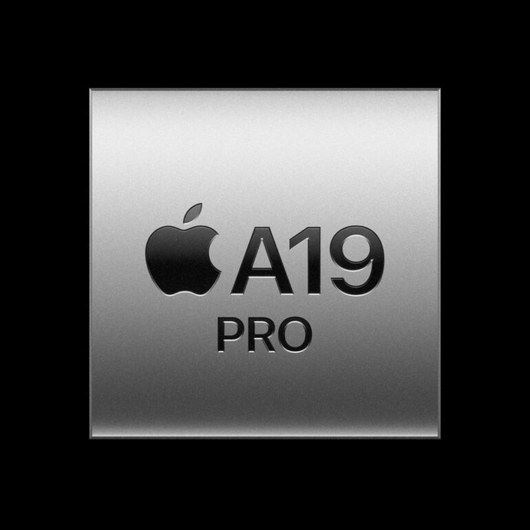 Смартфон Apple iPhone Air 256 ГБ, eSIM+eSIM, Sky Blue 3