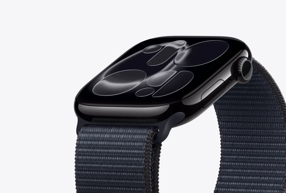 Умные часы Apple Watch Series 11 GPS, 46mm Space Gray Aluminium Case with Black Sport Band - M/L 4