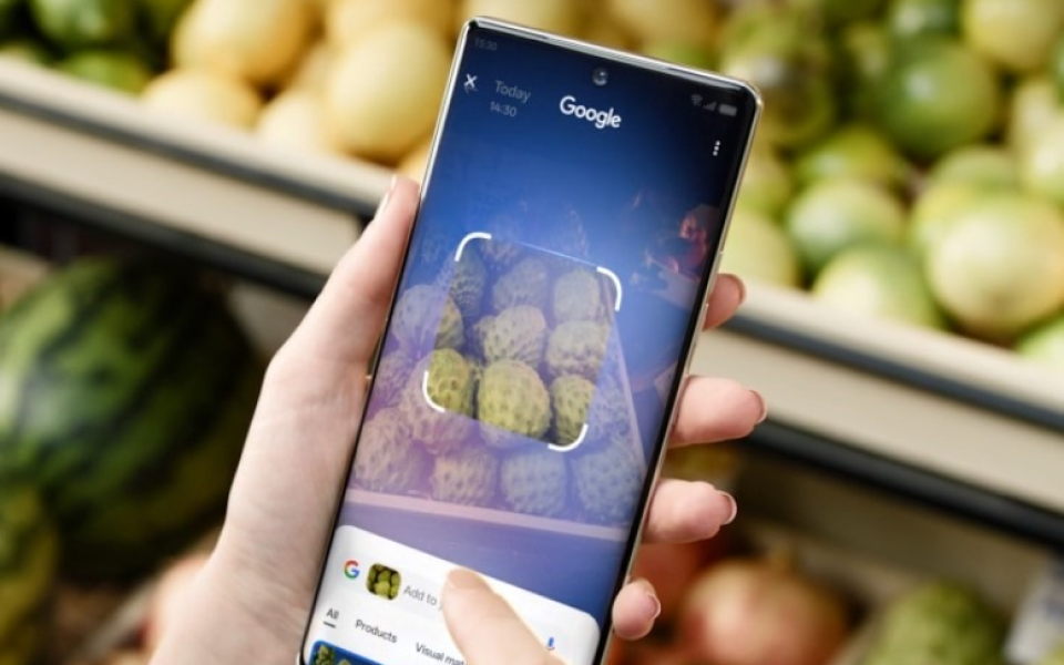 Смартфон TECNO Camon 40 Pro 8/256 Gb Emerald Lake Green 21