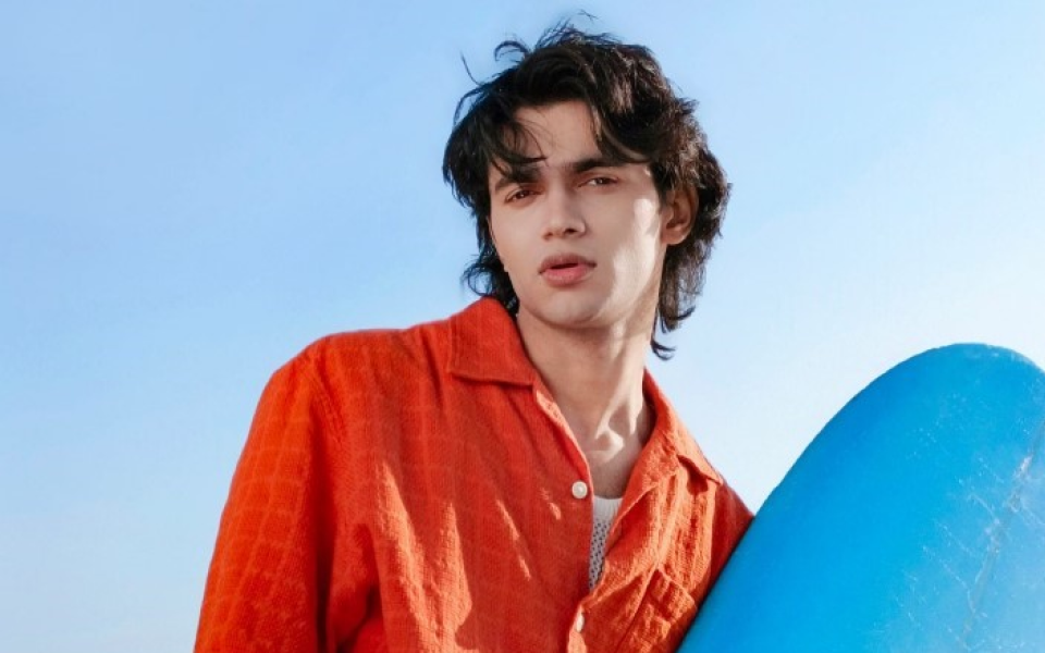 Смартфон TECNO Camon 40 Pro 8/256 Gb Sandy Titanium 15