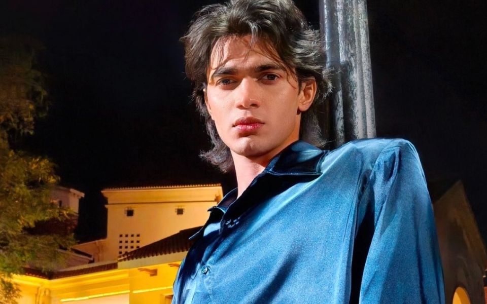 Смартфон TECNO Camon 40 Pro 8/256 Gb Sandy Titanium 17