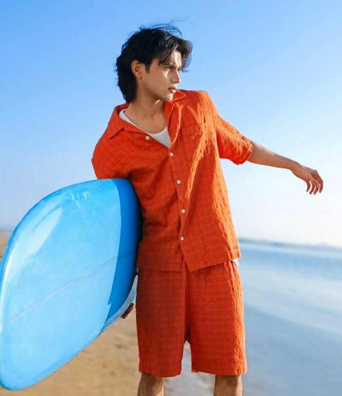 Смартфон TECNO Camon 40 Pro 5G 8/256 Gb Sandy Titanium 16 Смартфон TECNO Camon 40 Pro 5G 8/256 Gb Sandy Titanium 16