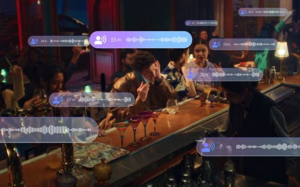 Смартфон TECNO Camon 40 Pro 8/256 Gb Sandy Titanium 9