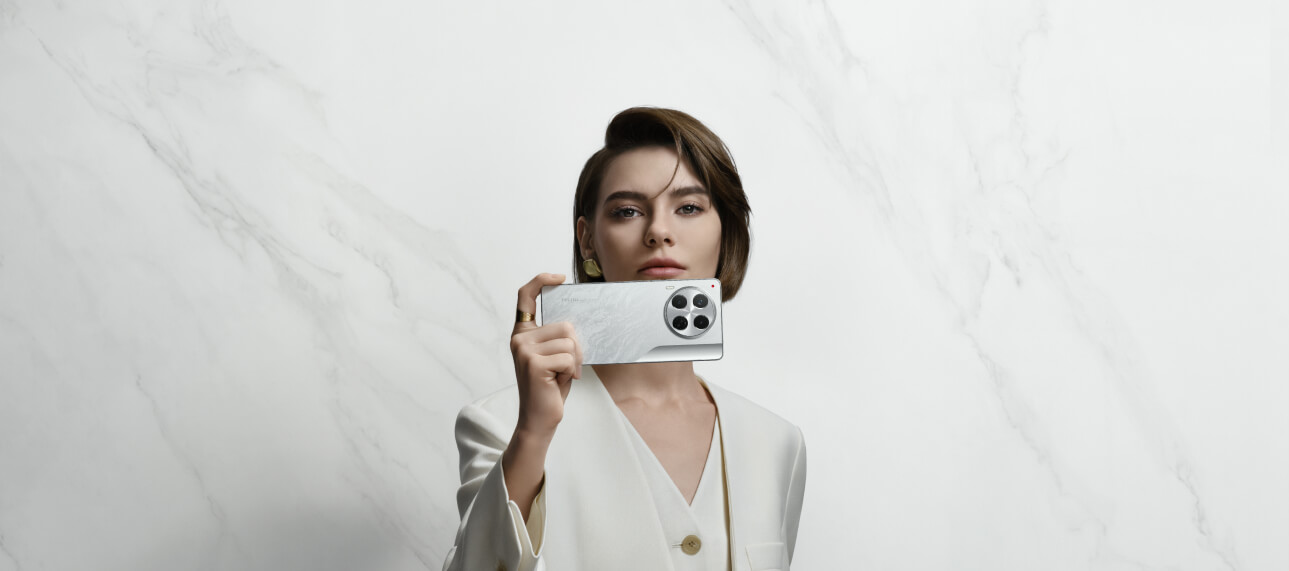 Смартфон TECNO Camon 30 8/256GB Uyuni Salt White 21