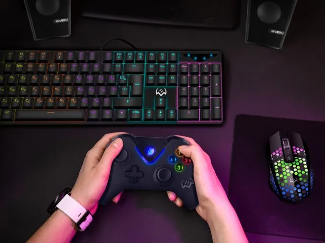 Геймпад беспроводной Sven GC-5070 (для Android, PC, PlayStation 3, радиоканал, виброотдача, питание 3 Геймпад беспроводной Sven GC-5070 (для Android, PC, PlayStation 3, радиоканал, виброотдача, питание 3