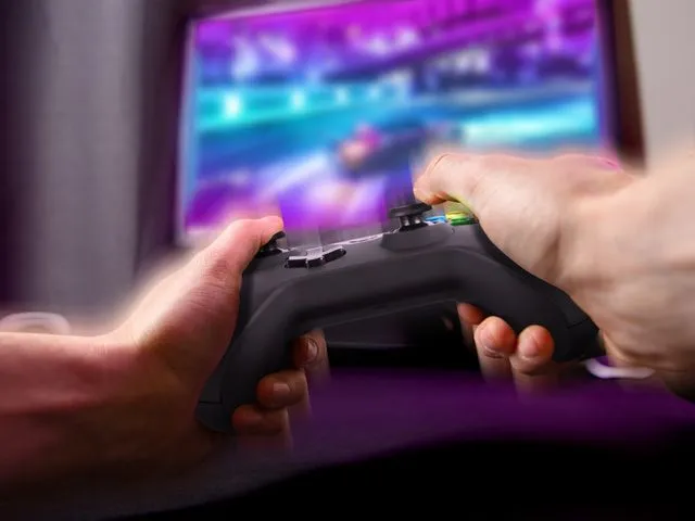 Геймпад беспроводной Sven GC-5070 (для Android, PC, PlayStation 3, радиоканал, виброотдача, питание 4 Геймпад беспроводной Sven GC-5070 (для Android, PC, PlayStation 3, радиоканал, виброотдача, питание 4