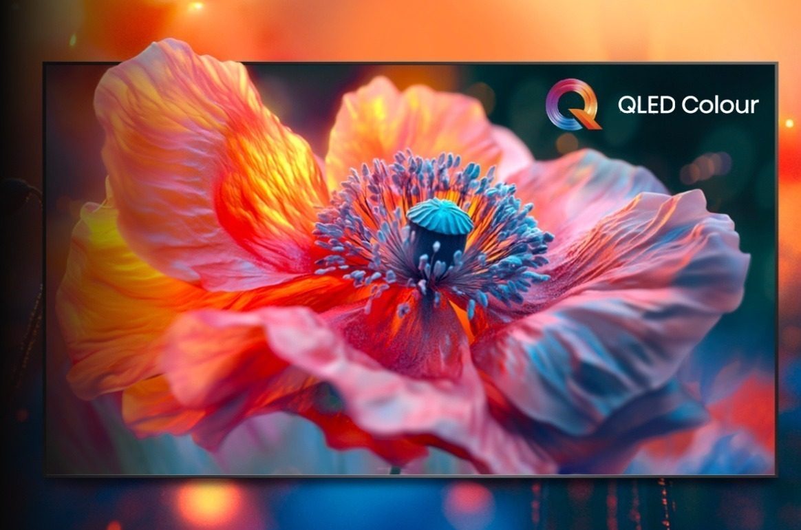32" Телевизор Hisense 32A5Q черный 1920х1080, Full HD, 60 Гц, Wi-Fi, Smart TV, VIDAA 1 Hisense 32A5Q — общий вид QLED телевизора 32 дюйма