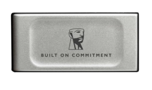 Внешний накопитель SSD 500Gb Kingston SXS2000/500GA XS2000 серебристый 1